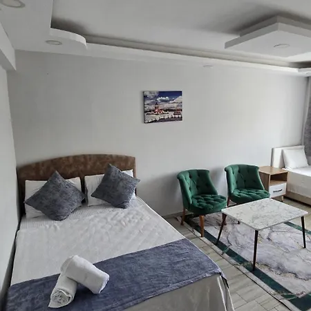 Hotel Luu *
