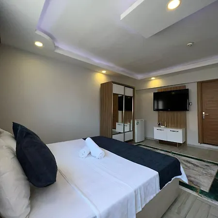 Hotel Luu *